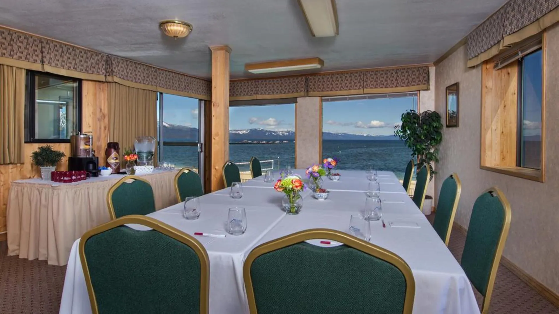Tahoe Lakeshore Lodge & Spa South Lake Tahoe